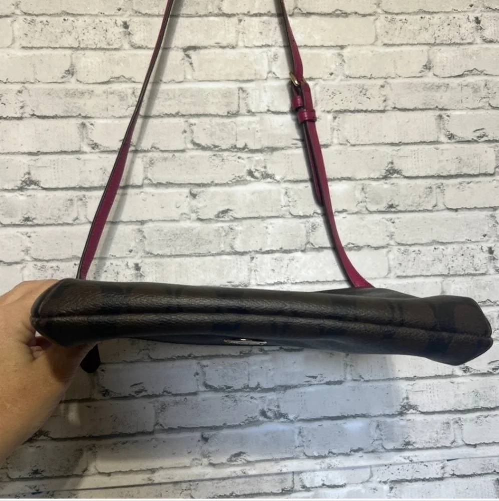 Coach Signature Crossbody Handbag Brown and Raspberry * - Picture 9 of 16